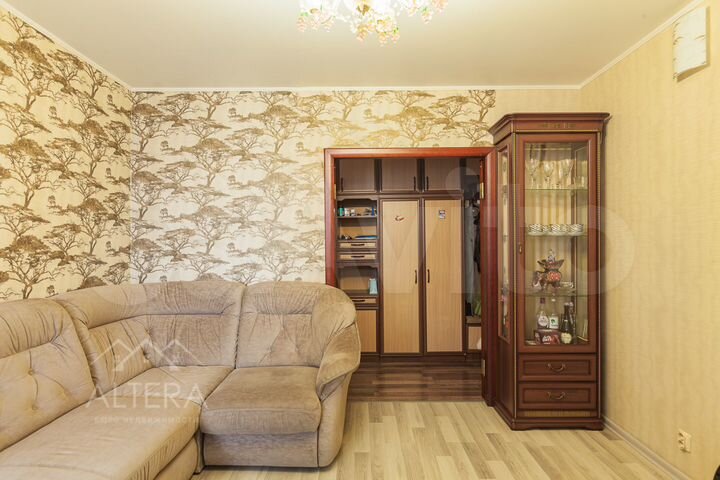 4-к. квартира, 75 м², 1/9 эт.