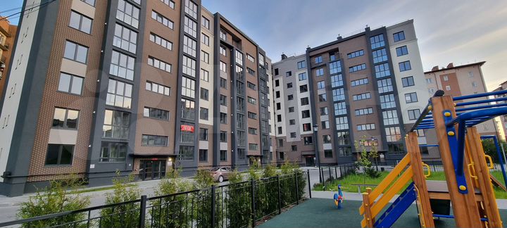 4-к. квартира, 108 м², 1/8 эт.