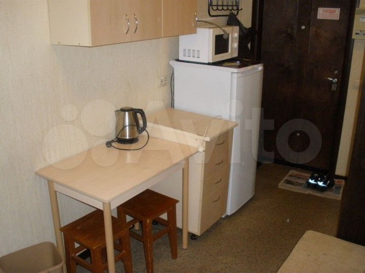 Комната 9 м² в > 9-к., 1/4 эт.