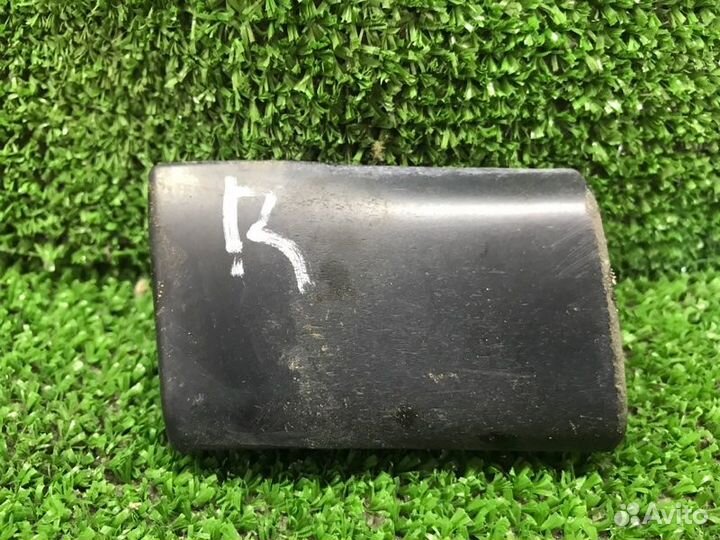 Накладка на крыло задняя правая Audi A8 Quattro D2