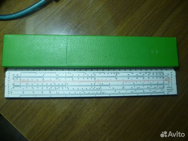Продаю логарифмическую линейку