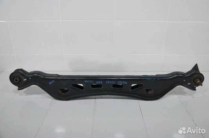 Держатель торсиона переднего с сайлентблоками