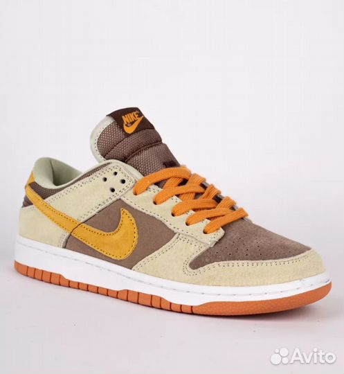 Кроссовки Nike SB Dunk Low