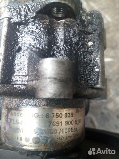 6750938 Насос гидроусилителя руля бмв Е39