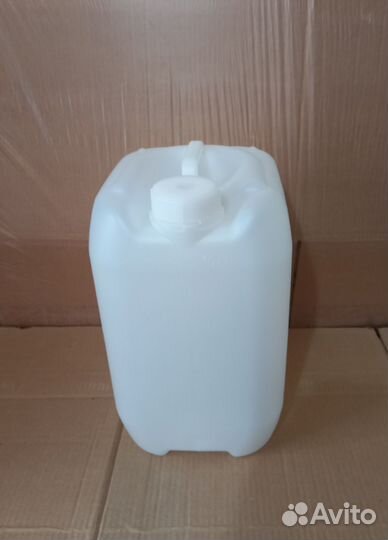 Канистры пластиковые