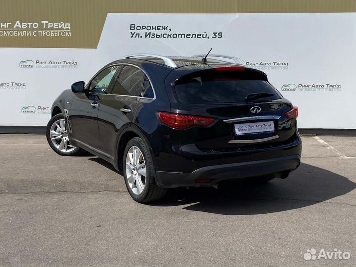 Infiniti FX30 3.0 AT, 2012, 180 000 км