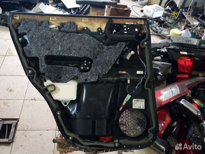 Обивка двери задней правой Toyota Land Cruiser Pra