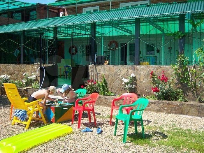 Комната 15 м² в 8-к., 2/2 эт.