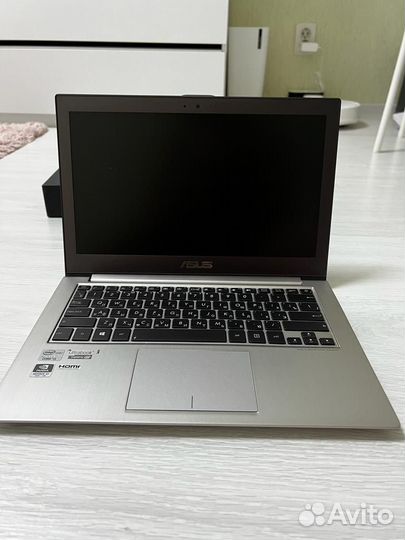Ноутбук Asus