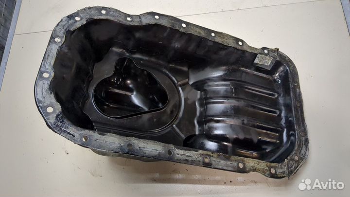 Поддон Mitsubishi Pajero, 1994