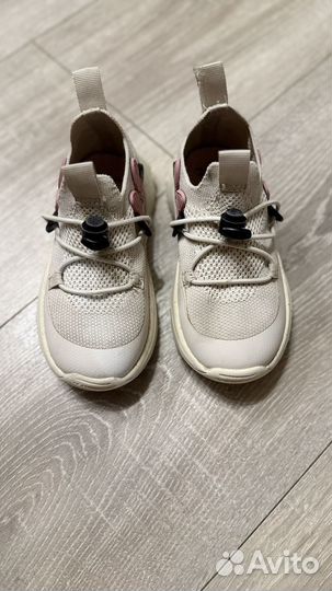 Кроссовки для девочки 24 Zara