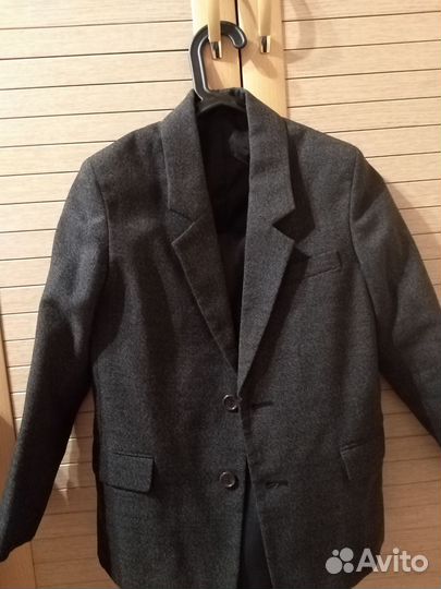 Пиджак и брюки на мальчика