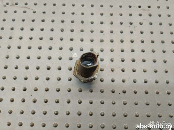 Датчик давления масла Volkswagen Passat B5