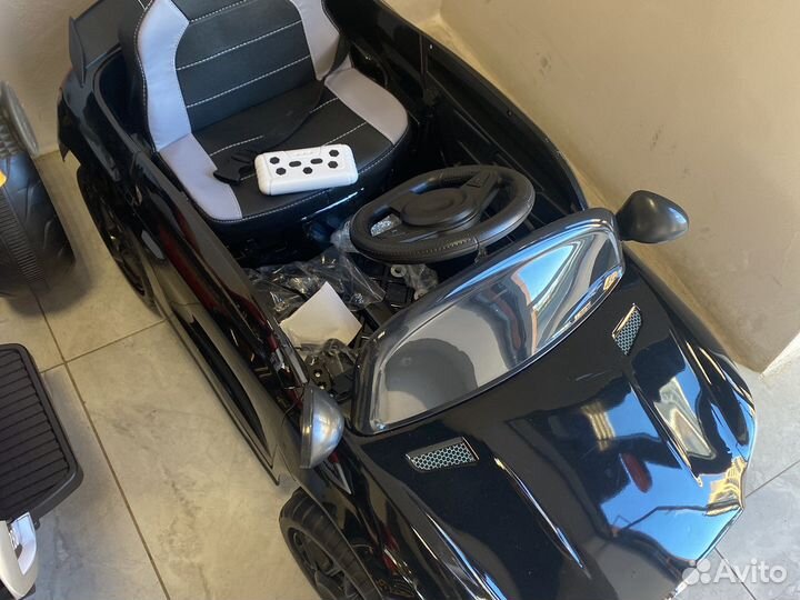 Детский электромобиль новый