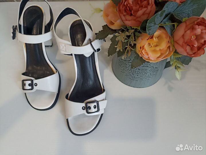 Босоножки женские 38 размер