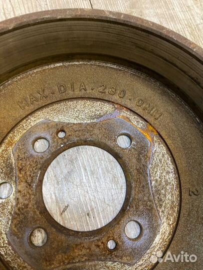 Тормозные барабаны задние Nissan