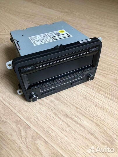 Головное устройство WV Tiguan