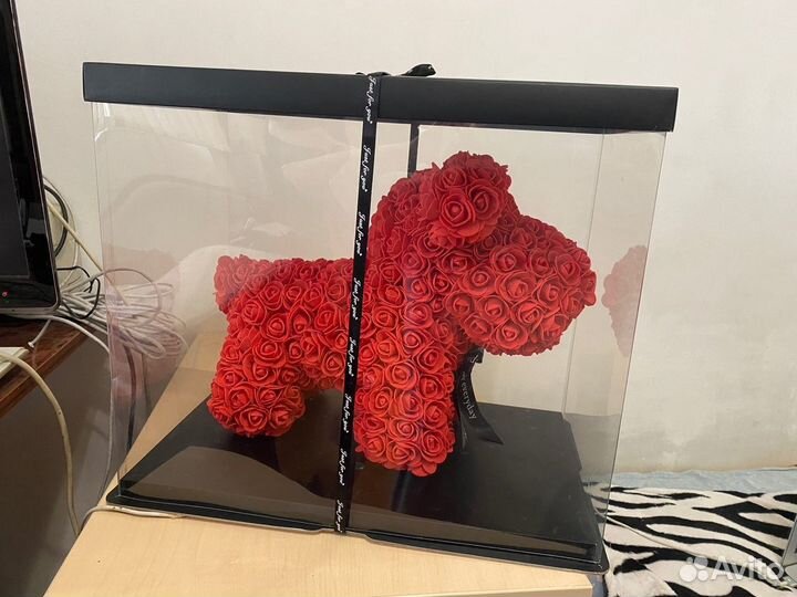 Собака из роз