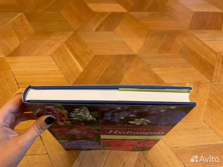 Энциклопедия Van Gelderen Hydrangeas Гортензии