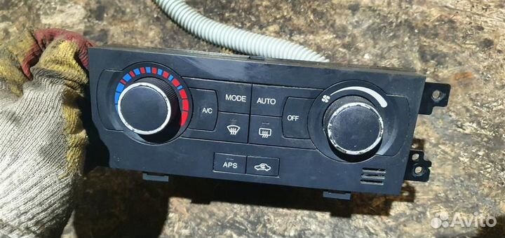 Блок управления климатом Chevrolet Captiva (C100)