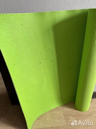 Коврик для йоги и фитнеса