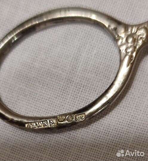 Старинные приборы для сервировки стола