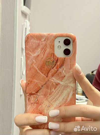 Чехол на iPhone 11