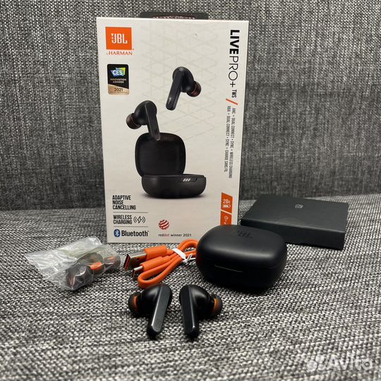 Беспроводные наушники JBL Live Pro + чёрные б/у