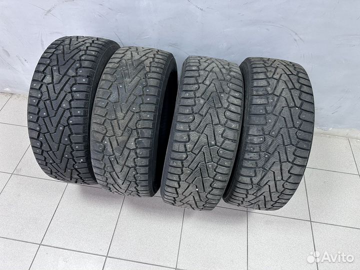 Pirelli Ice Zero 225/50 R17 98T