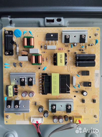 Телевизор philips 50PUS7956/60 по запчастям