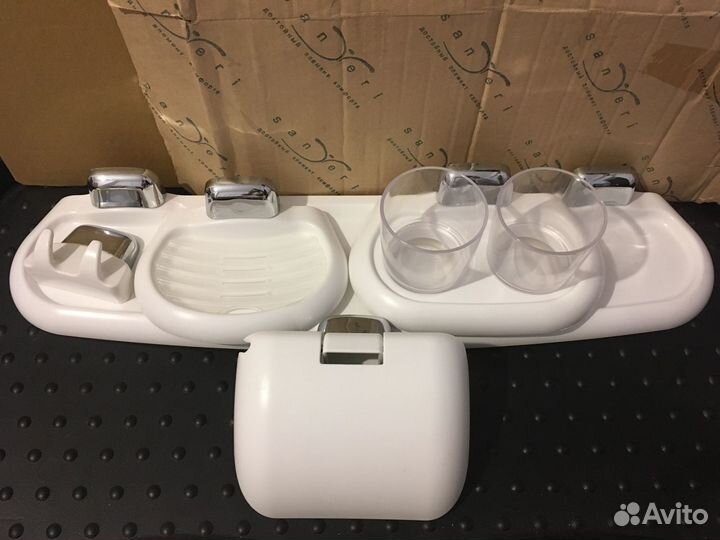 Полка для ванной