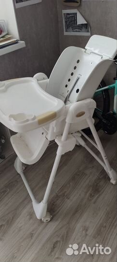 Столик для кормления