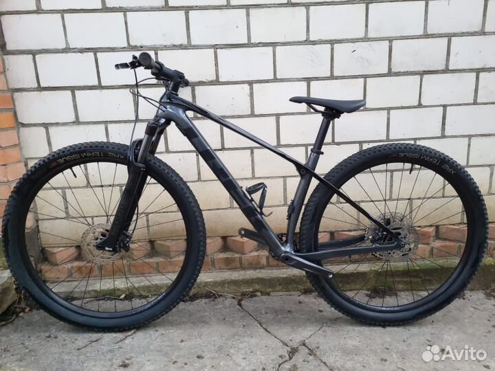 Горный велосипед Trek PRO Caliber M Carbon