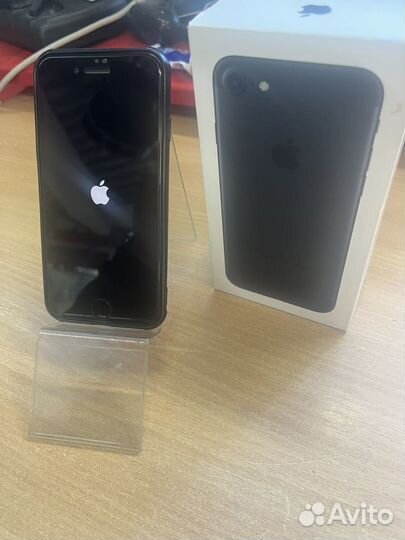 iPhone 7, 128 ГБ