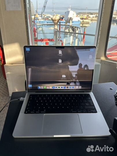 Apple MacBook Pro 14 m1