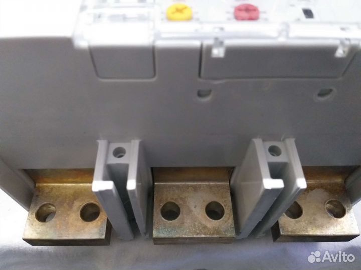 Автоматический выключатель Moeller nzmh4-VE