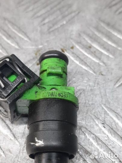 Форсунка Mercedes-Benz C-Class седан 1.8 271946