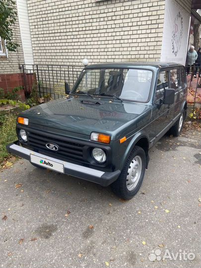 LADA 4x4 (Нива) 1.7 МТ, 2010, 90 000 км