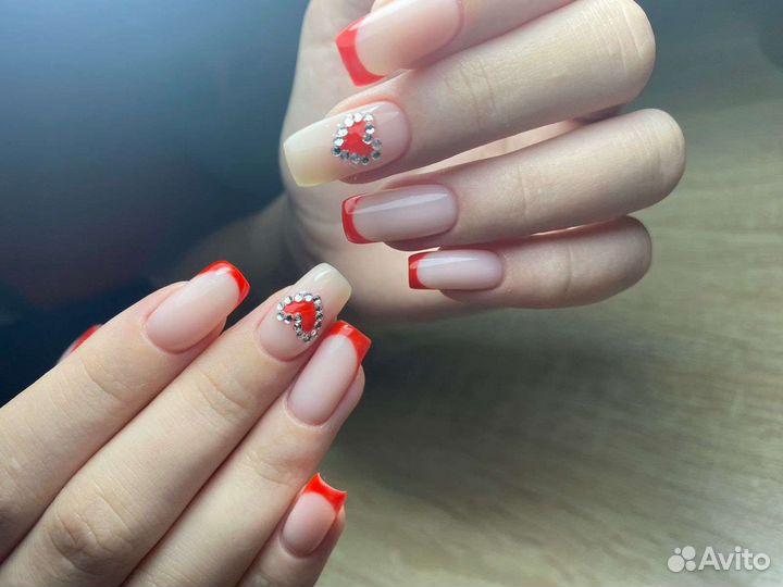 Маникюр/педикюр