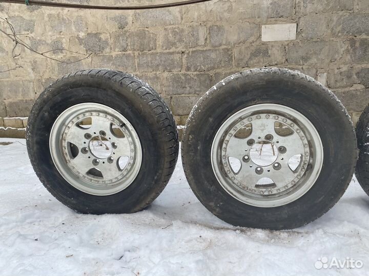 R15 Michelin X-Ice 215/70, PCD 6x139.7 DIA 106.1