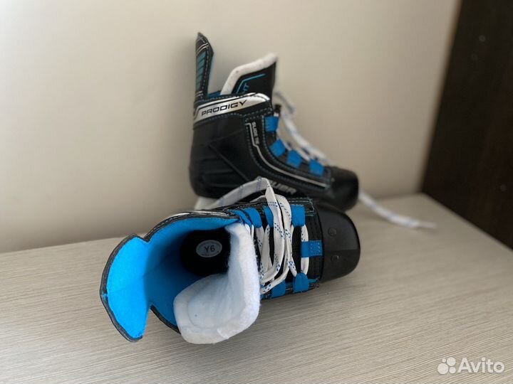 Коньки Bauer детские