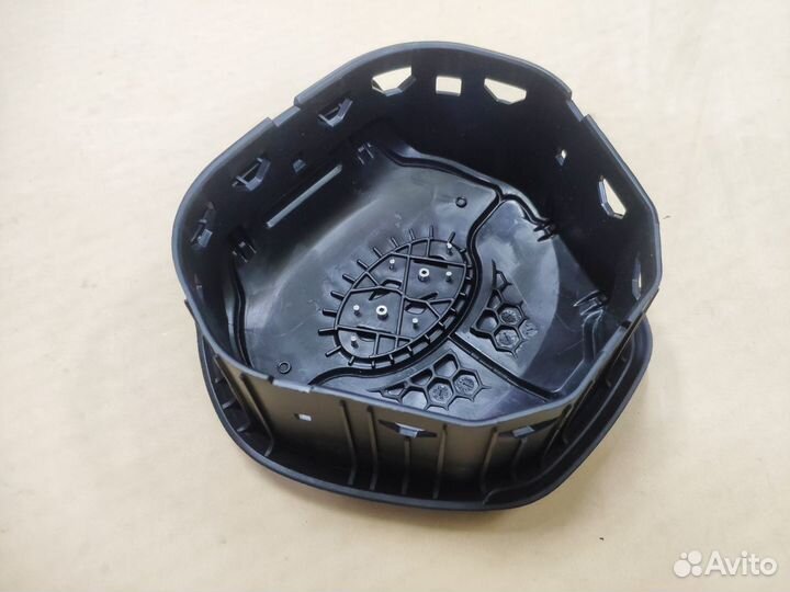 Накладка руля Santa Fe (2018-2021)