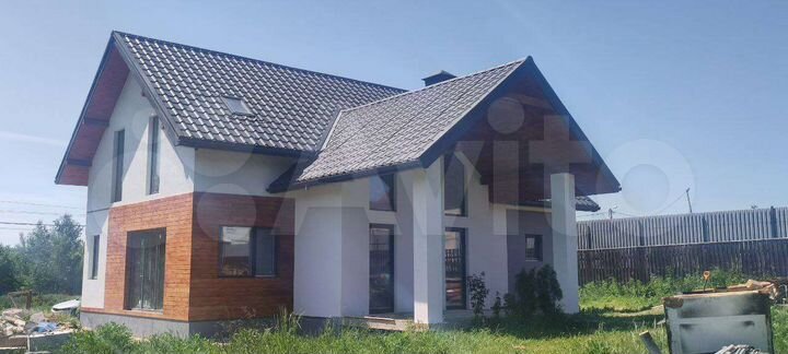 Дом 180 м² на участке 10 сот.