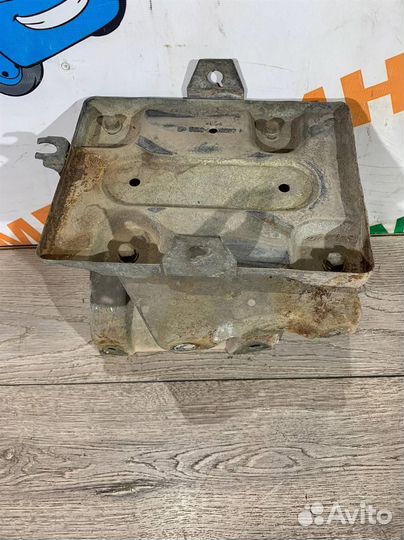 Крепление АКБ (корпус/подставка) LADA kalina-Лада