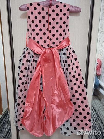 Продам платья