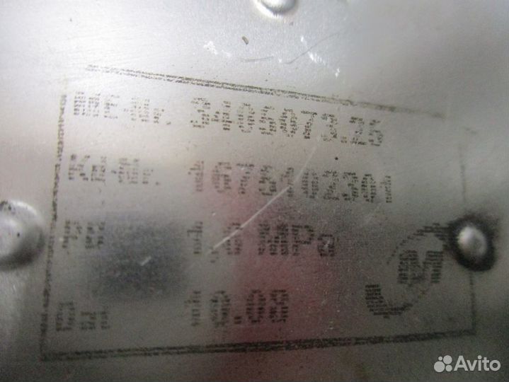 D2066 Радиатор масляный MAN 51056010172 TGA TGS