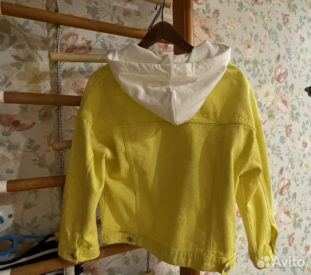 Джинсовая куртка для девочки