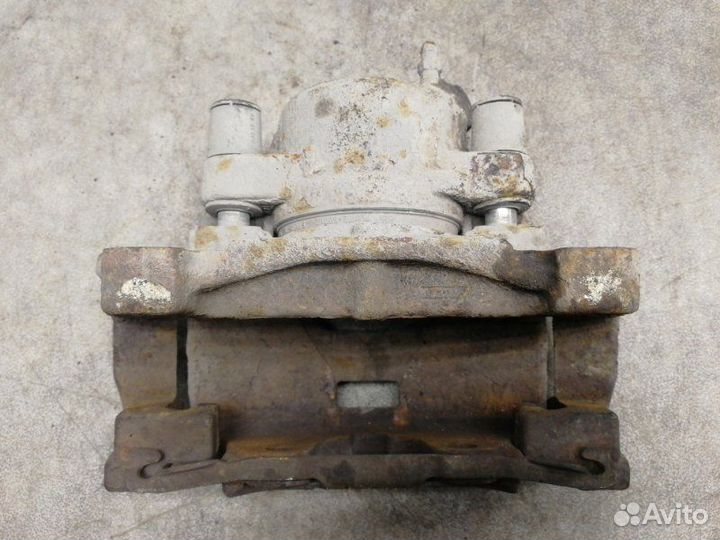 Суппорт передний правый Volvo S80 2 2.5 B5254T6