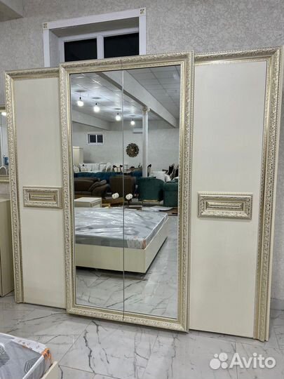 Спальня / Спальный гарнитур