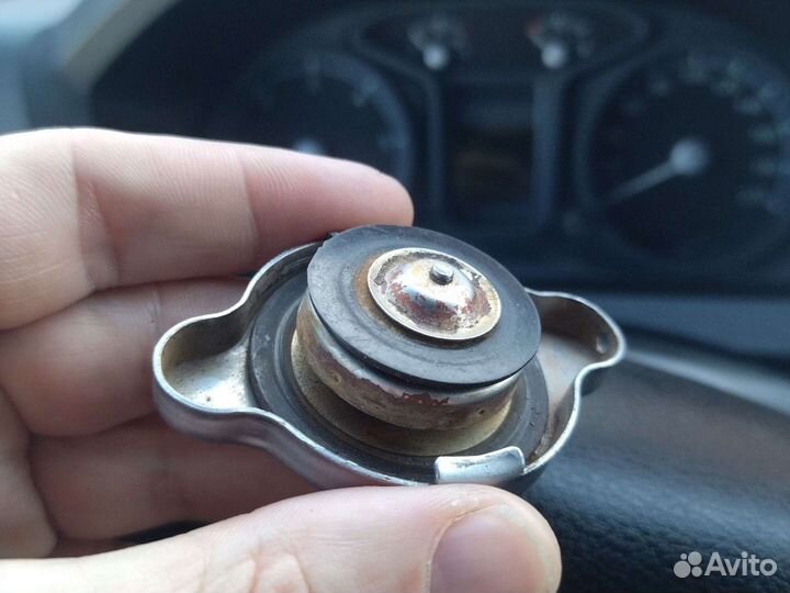 Крышка радиатора на япошку